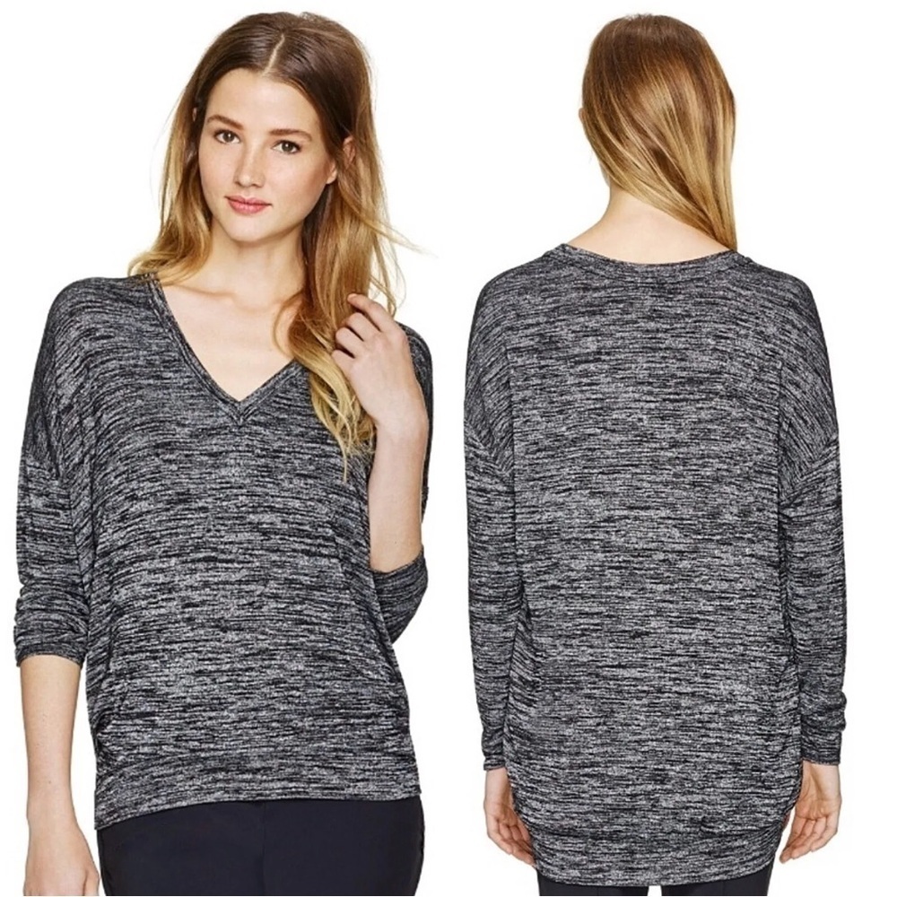 CLEARANCE 🏷️ Aritzia Wilfred Free Devinette V-neck Slouchy Oversized Top Size S